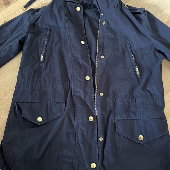 Navy blue parka. Lightweight. Excellent condition - Picture 6 of 6